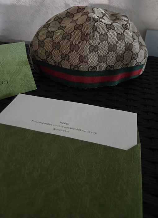 Gucci оригинален каскет