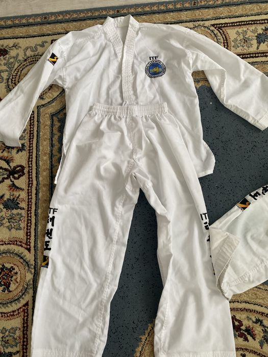 2 костюма Тхэквандо