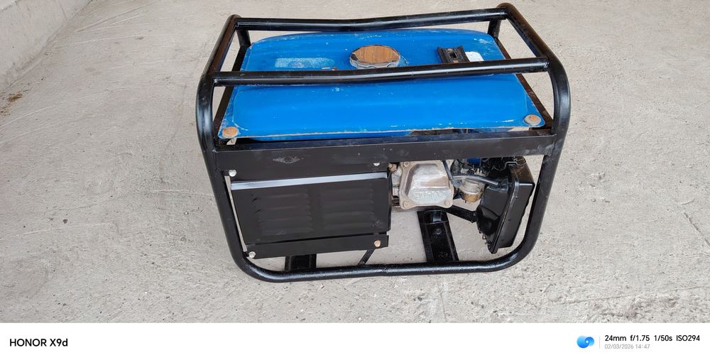 Генератор 4 кВт бензин