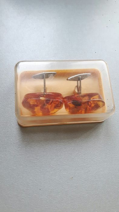 Butoni argint/chihlimbar