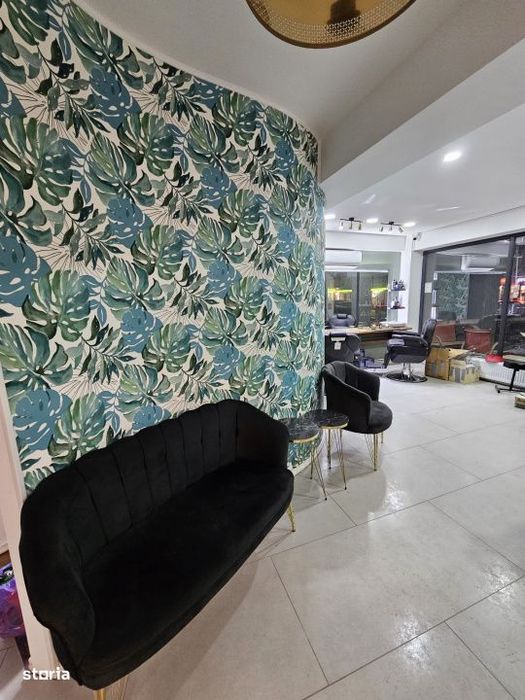 Spatiu comercial, 102 mp, salon de infrumusetare complet echipat