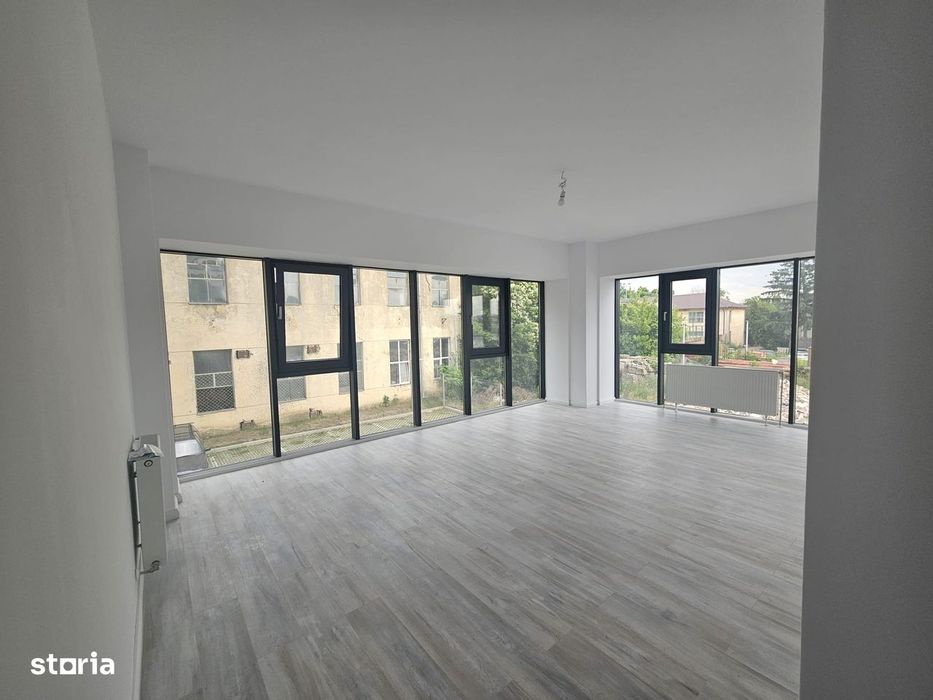 INTABULAT! MUTARE IMEDIATA! Apartament cu 2 camere decomandat Central
