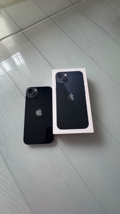 Продам iPhone 13
