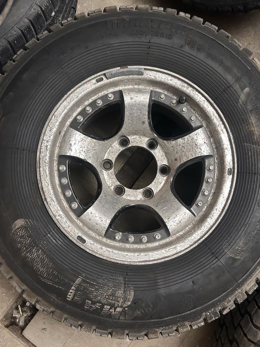 Резина с дисками делика