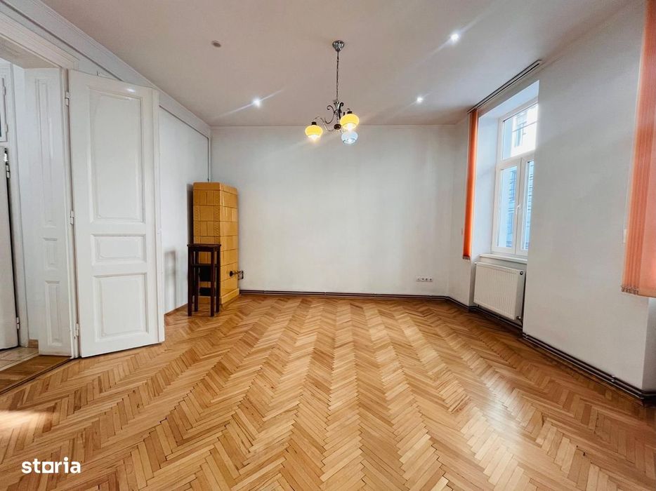Apartament central renovat | 74 mp | pregătit pentru mutare