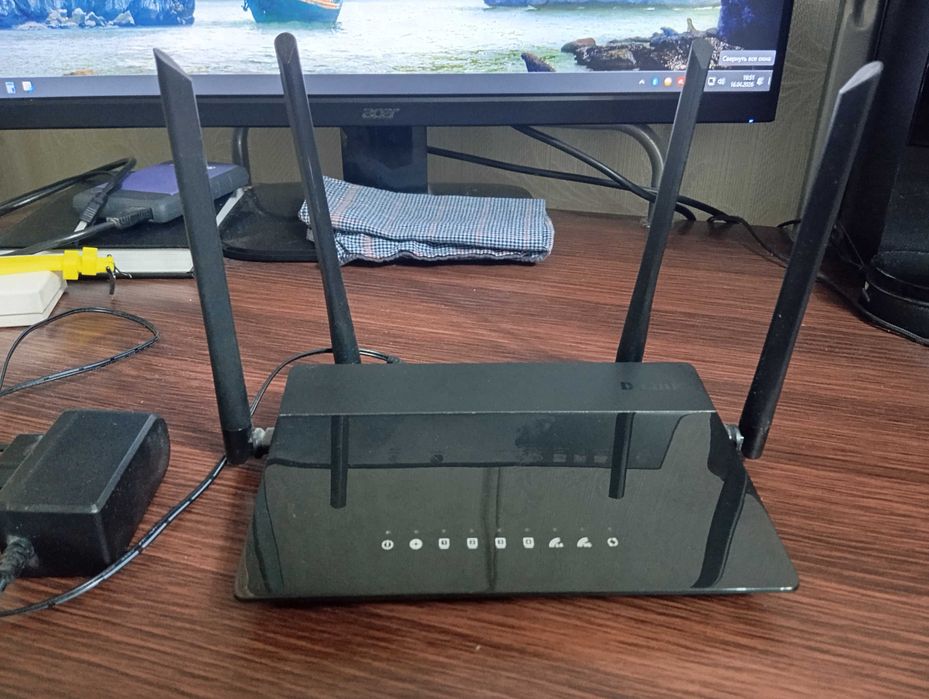 Продам б/у Роутер D-LINK DIR 841