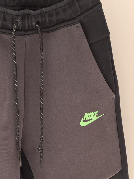 Nike Tech Fleece Долнище – Оригинал – Размер XS