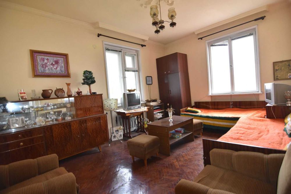 Продава се Двустаен апартамент в Пловдив, Кючук Париж - 73 кв.м за 1850 €/кв.м - Снимка #3