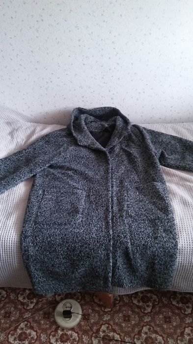 Продам пальто шерстяное