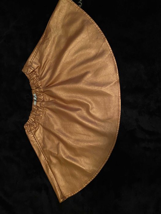 Ефектна кожена пола
НОВА!