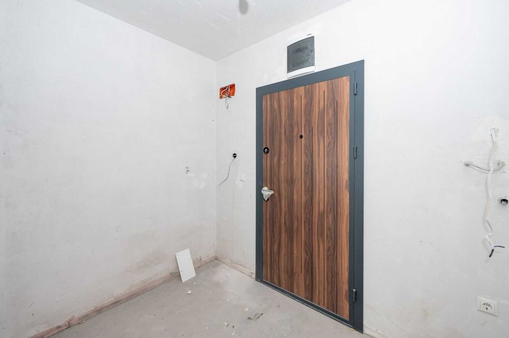 Собственик продава 2-СТАЕН  град Пловдив, Тракия [78кв.м / 103 000 евро]