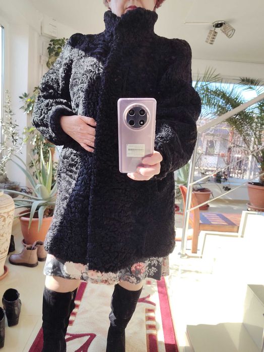 Vând haină astrahan mărimea L-XL