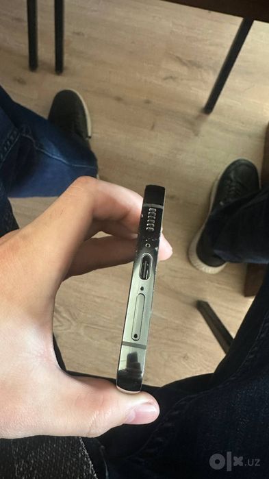 Продам samsung s23 plus 8/256