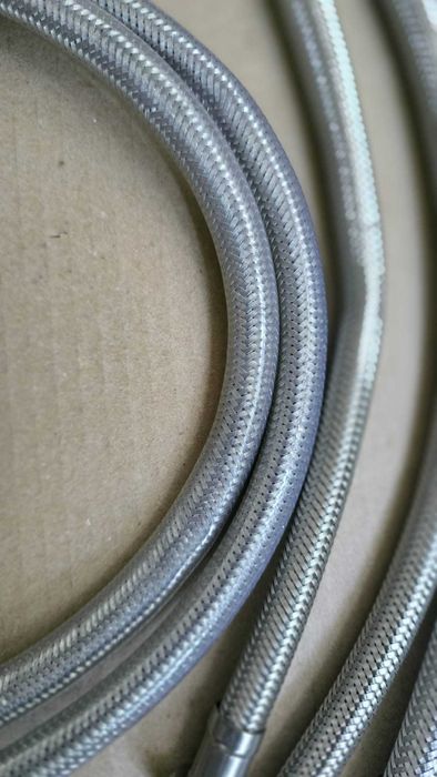 8 racorduri flexibile inox pentru baterii sanitare