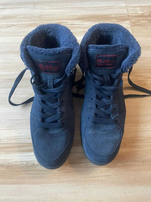 Ghete noi, imbalanite, Cropp, marimea 39, calduroase si confortabile