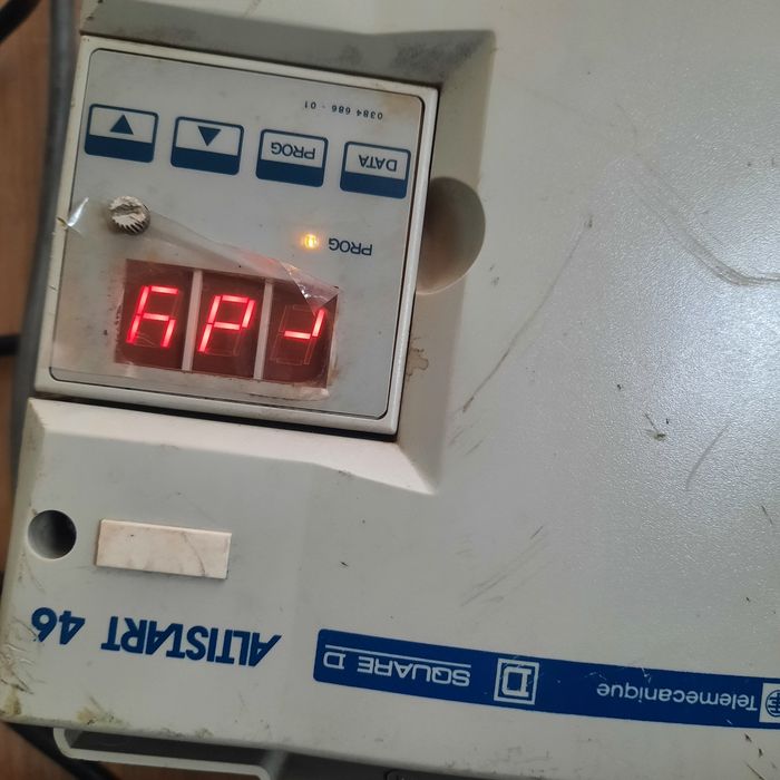 Telemecanique altistart 46