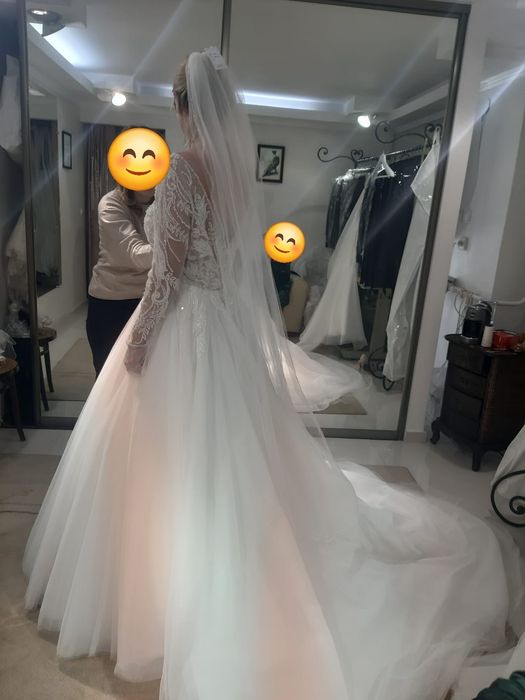 Vand Rochie mireasa cu voal inclus