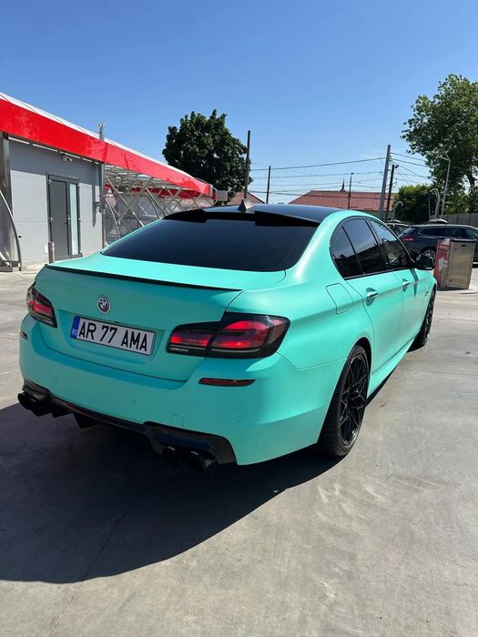 BMW 5 Series 2011 — imagine 2