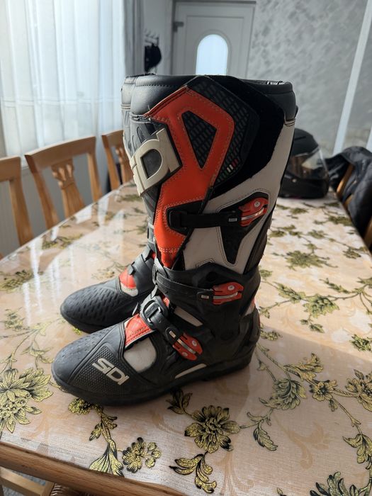 Vand cizme enduro sidi