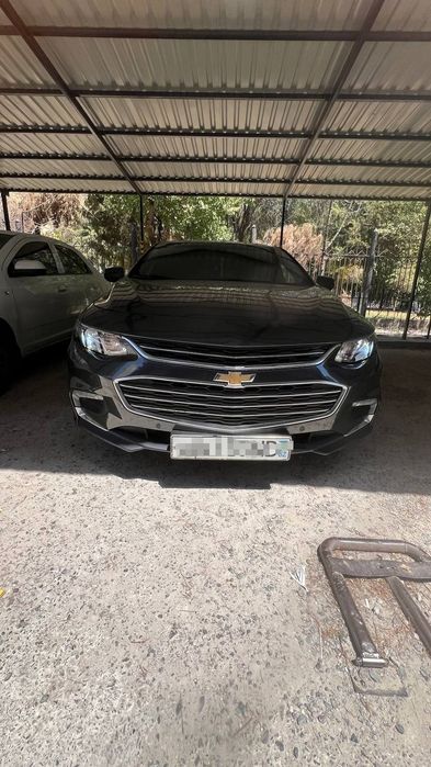Chevrolet  malibu. 2. LS