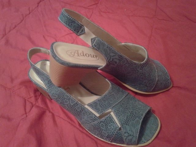 Дамски елегантни сандали, нови размер 38