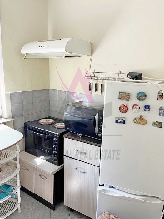 Дава се под наем Едностаен апартамент в Варна, Червен площад - 25 кв.м за 228.99 € - Снимка #2