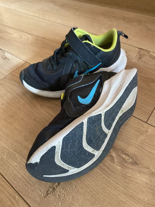 Маратонки nike 31 номер