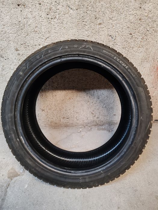 2бр.зимни гуми 245 40 18 Hankook