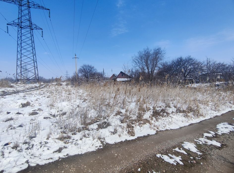 Продам участок в тихом районе