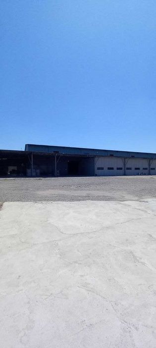 Бинокор махалля.Янгихает район. Продам действующий завод на   1.5Га .