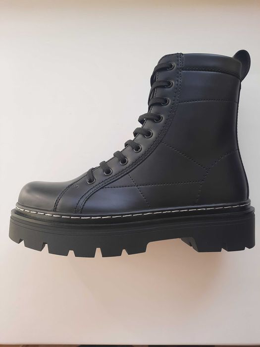 Сапоги ZARA Новые