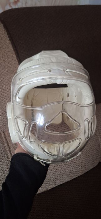 Шлем для единоборств