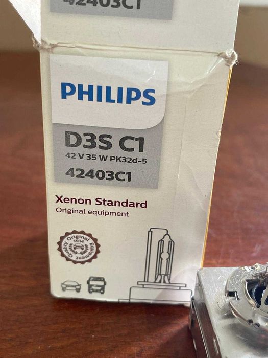 Bec xenon PHILIPS D3S 35 W PK32d-5 Xenon standard 4300 K