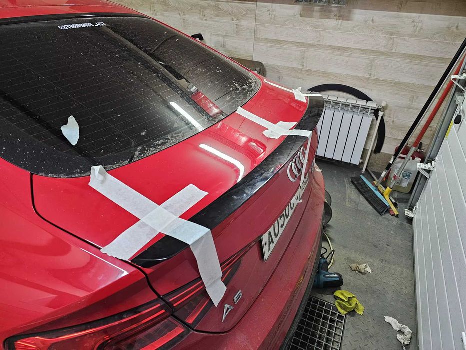 Eleron Portbagaj Lip Codita Audi A5 B9 Sportback / Coupe, Negru Lucios