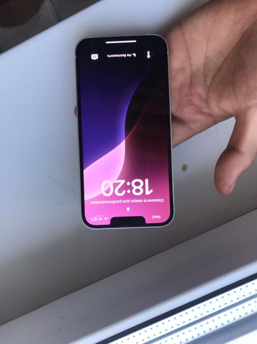 Продам айфон 13 256гб