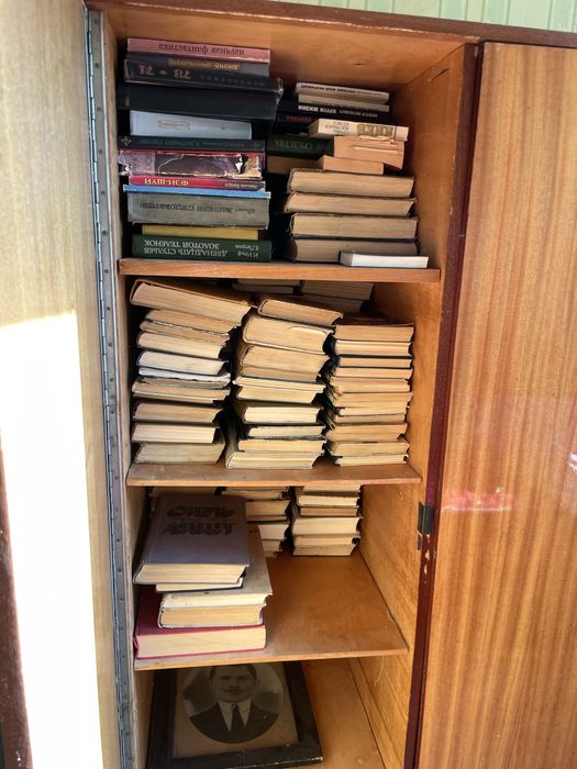 Книги на продажу