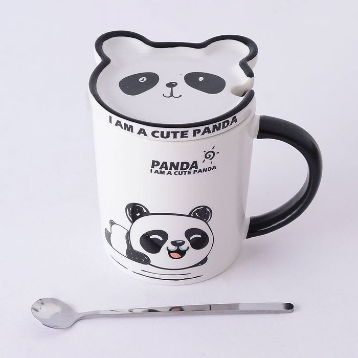 Продается чашка Панда.