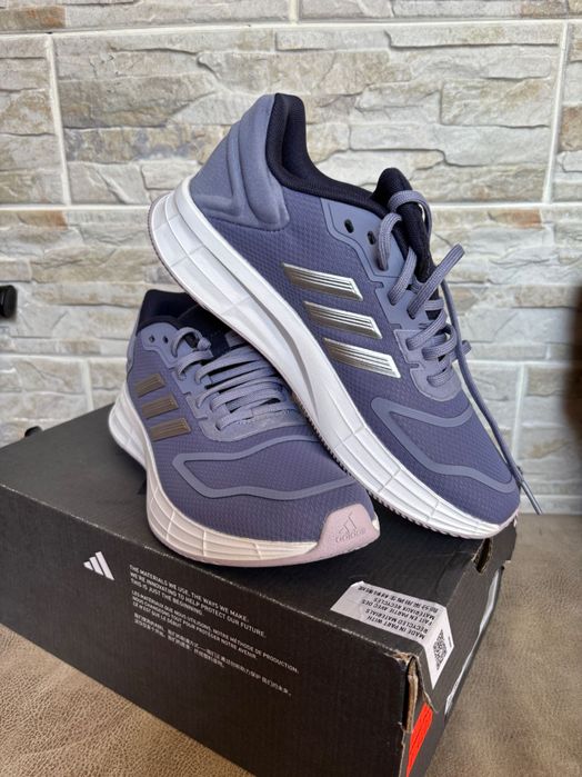 Спортни обувки. Adidas р-р38