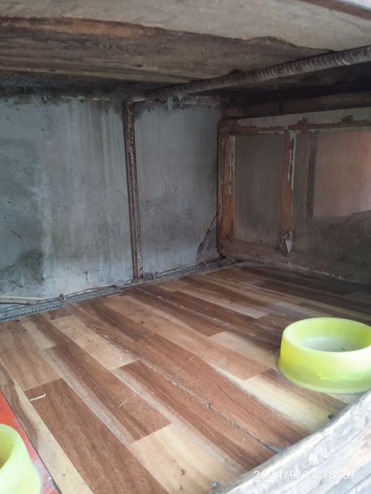 Куйон. Товук бокиш учун кафас сотилади