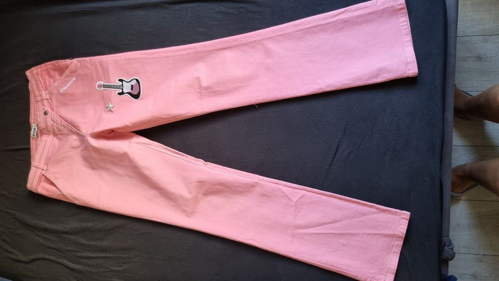 Pantaloni roz Moschino adolescenta