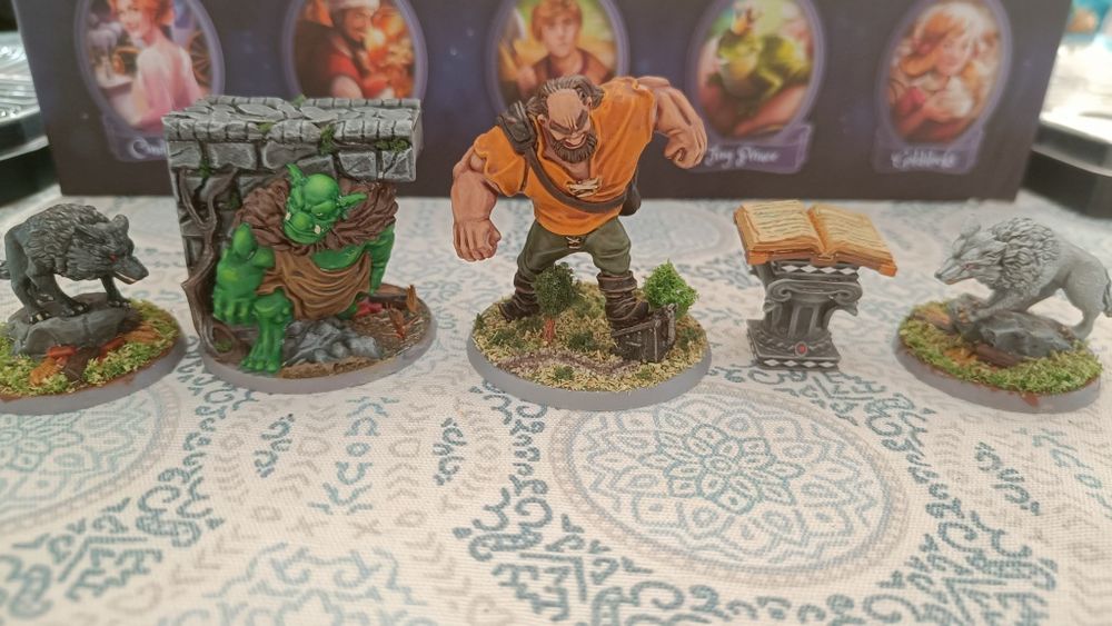 Vand boardgame Grimm Forest (miniaturi pictate foarte bine)