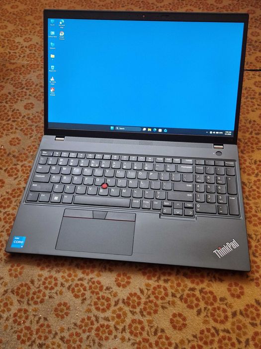 vand laptop Lenovo L15 gen4 si incarcator 1500 lei