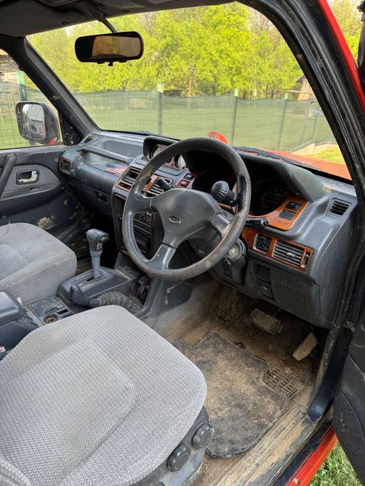 Mitsubishi Pajero MK2