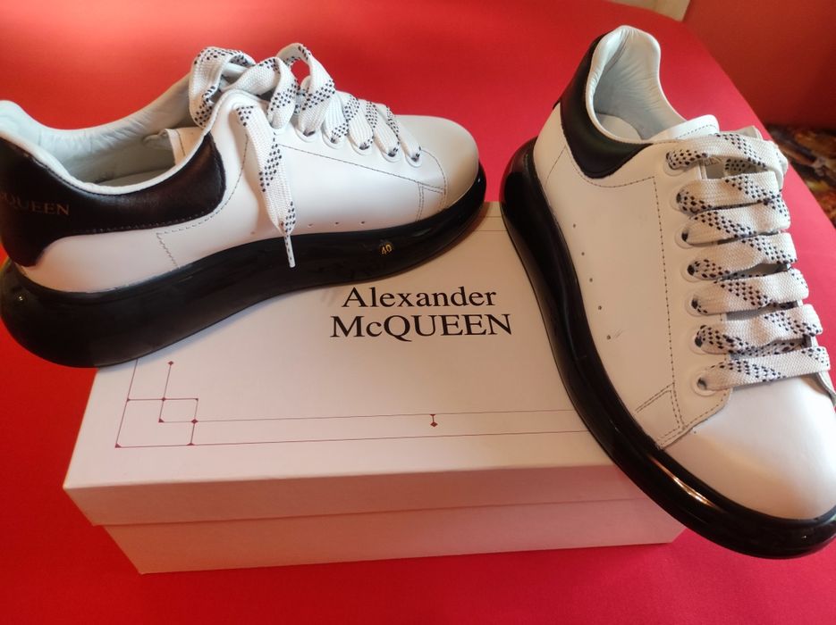 Обувки McQueen номер 39-40