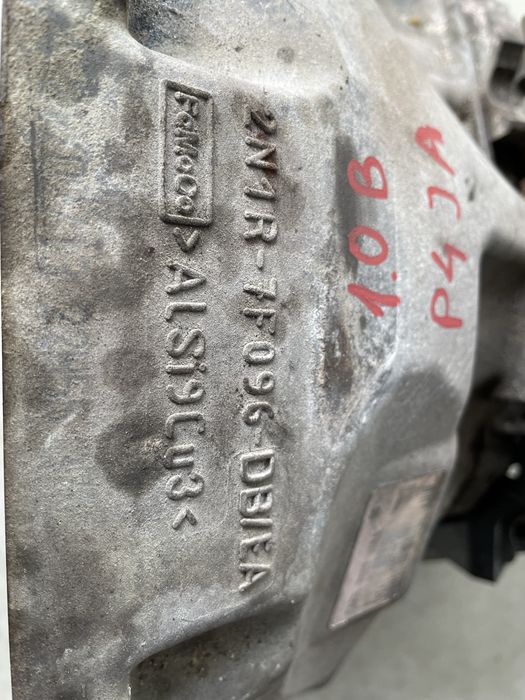 Cutie viteze Ford Fiesta 1.0