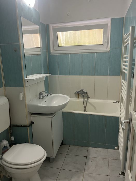 Apartament ulztracentral 2 camere, decomandata, cu beci