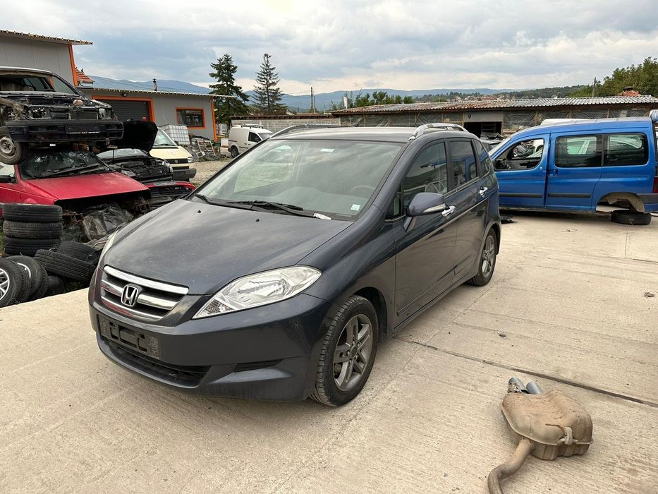 Honda Frv 2.2i-CDti САМО НА ЧАСТИ