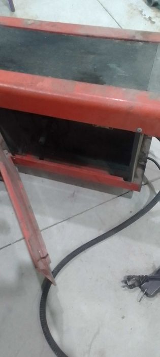 телоподаващо Einhel SGA 160 и електражен