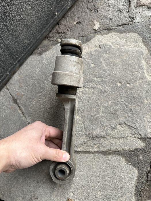 Подушка двигателя sonata lf