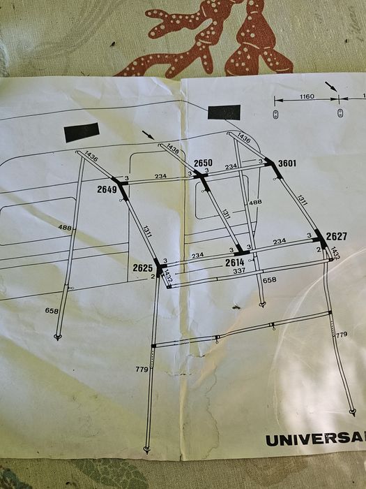 Универсален форселт за ниски кемпери и каравани